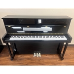 B2PE Yamaha B2-PE 45" Upright Piano Polished Ebony W/Bench