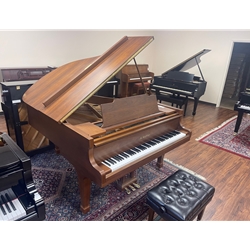 U1159093 USED Kawai 6' Walnut Grand Piano With Bench