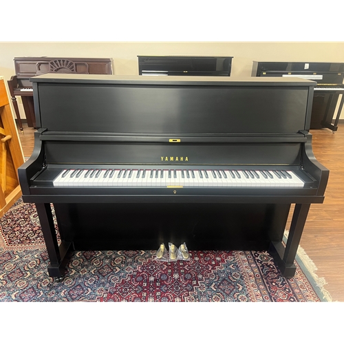 P22SE Yamaha P22-SE Upright Piano 45" W/Bench Satin Ebony